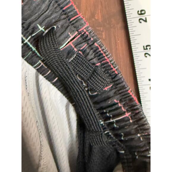 Nike Dri-Fit Training Activewear 8" Inseam Shorts Black Red Youth Kids Large EUC - Picture 8 of 8